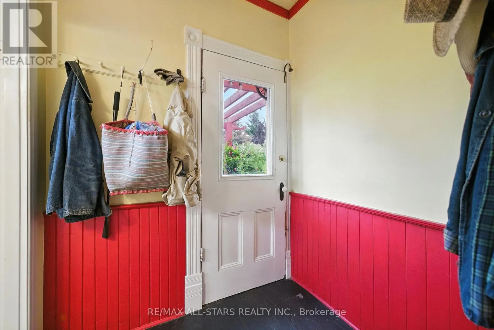 10987 SIMCOE STREET