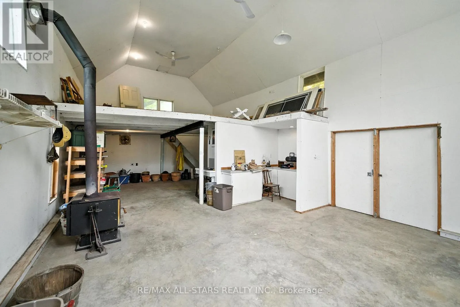 10987 SIMCOE STREET