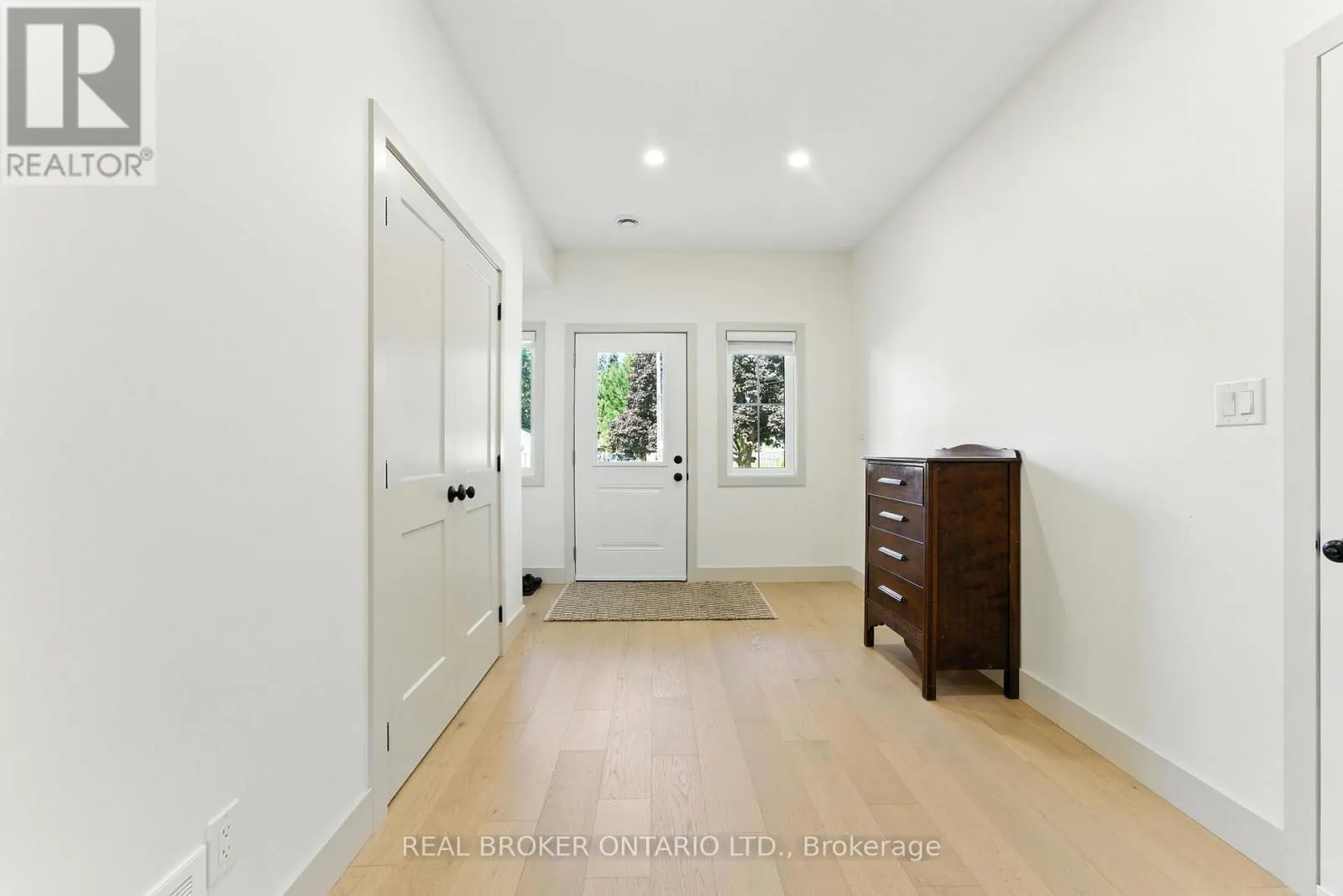 13 LINDEN STREET