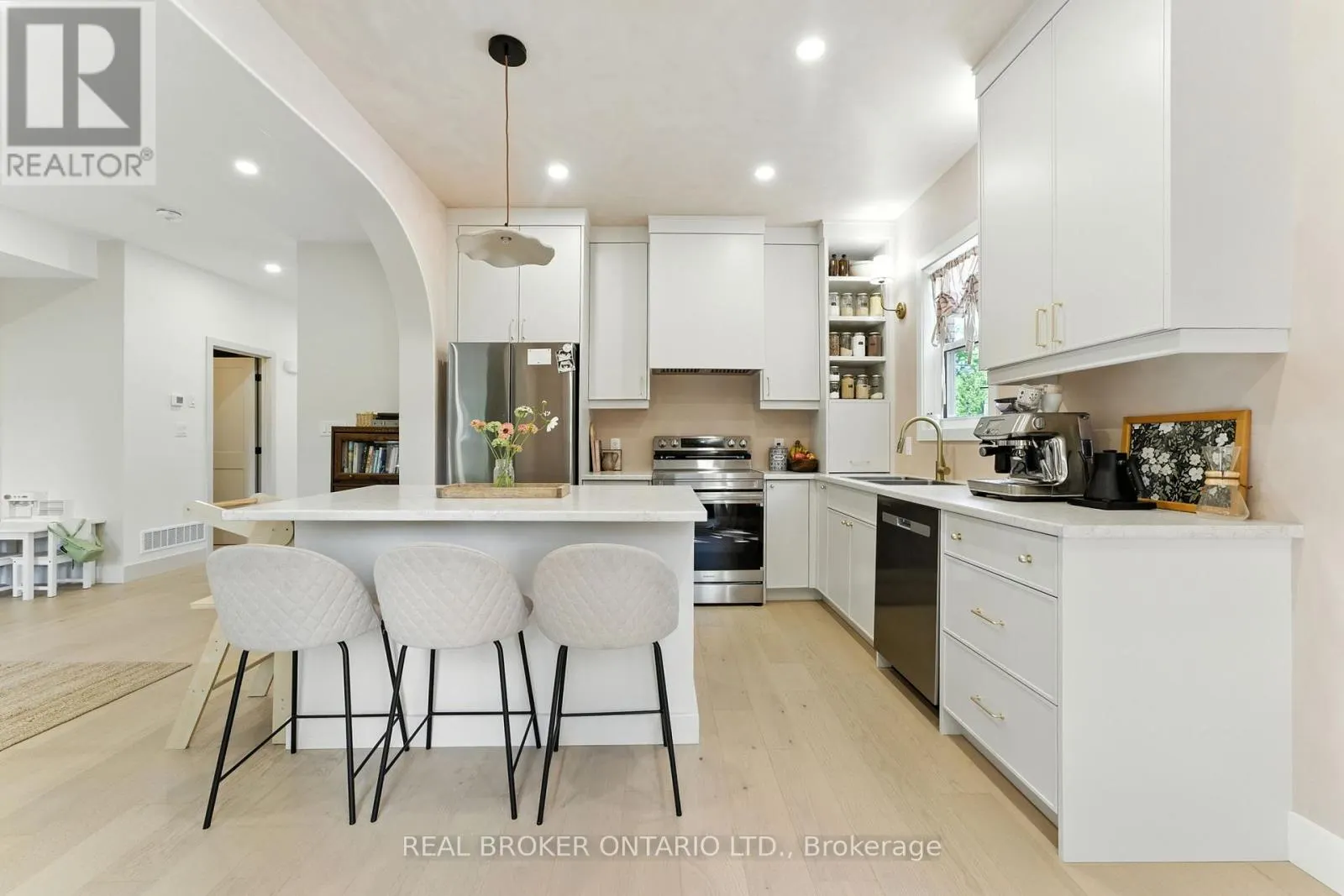 13 LINDEN STREET
