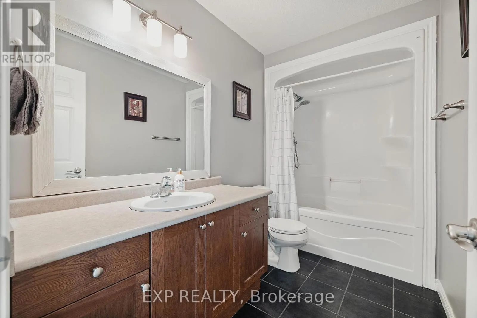 11 - 555 CHABLIS DRIVE