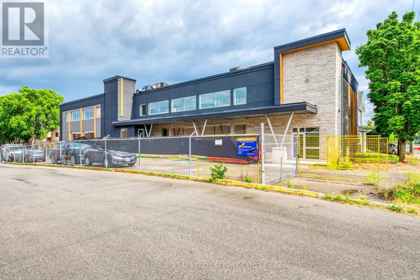 101 - 401 VICTORIA AVENUE N