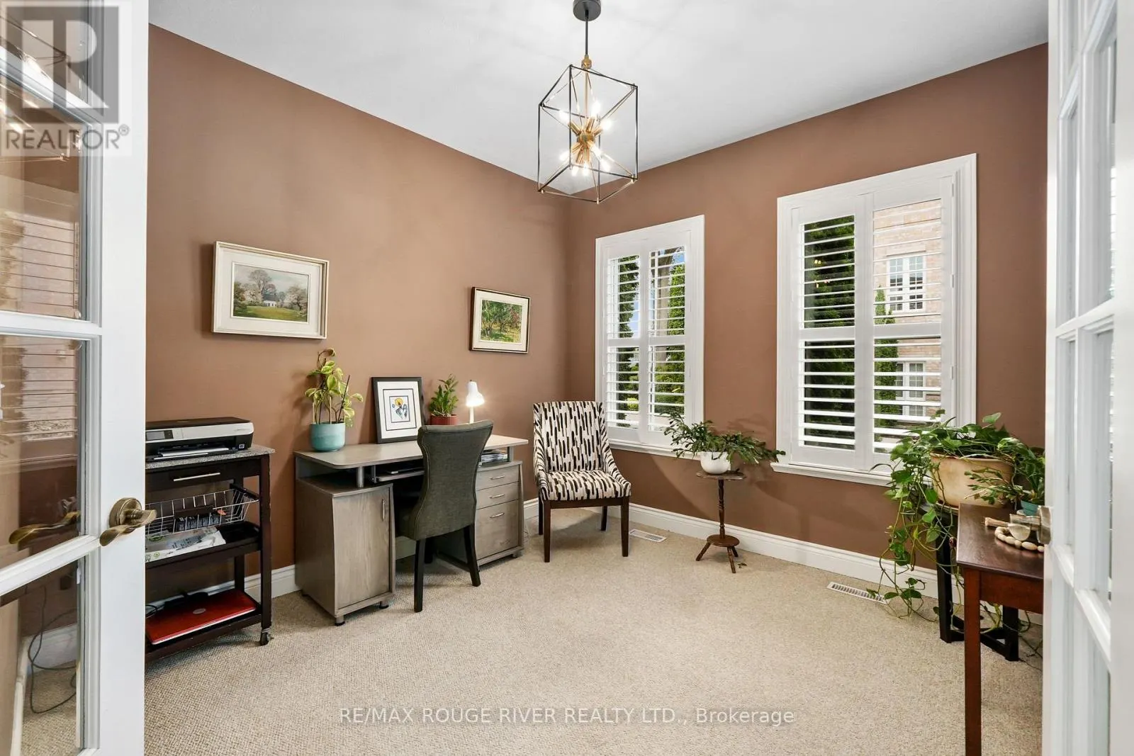 403 - 120 UNIVERSITY AVENUE E, #403