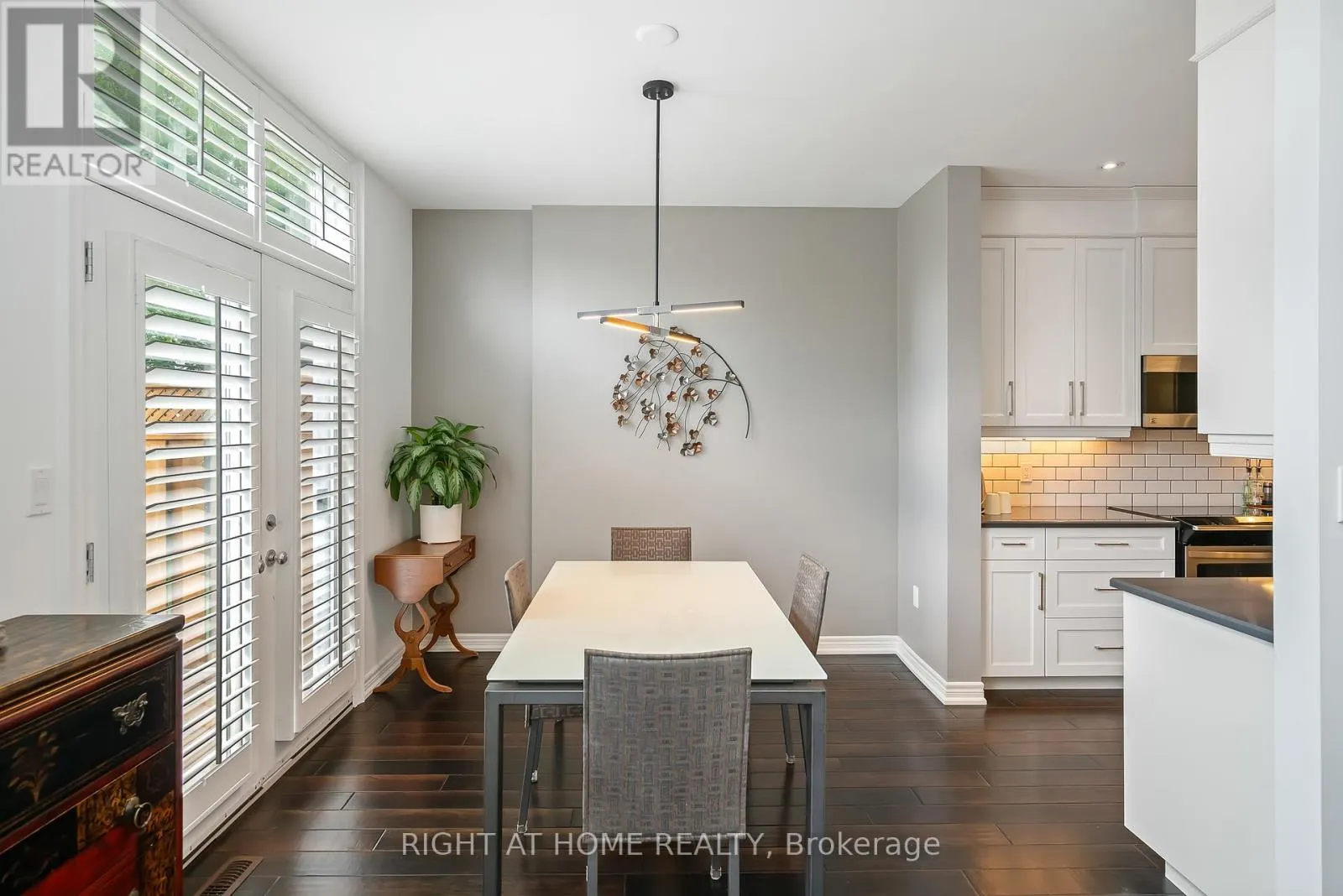 33 - 88 LAKEPORT ROAD