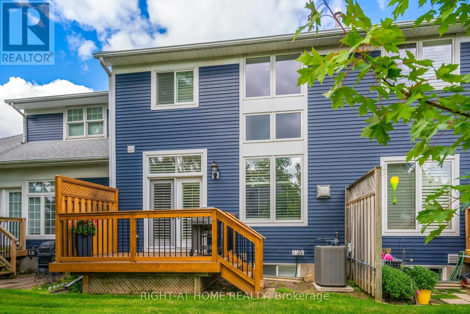 33 - 88 LAKEPORT ROAD