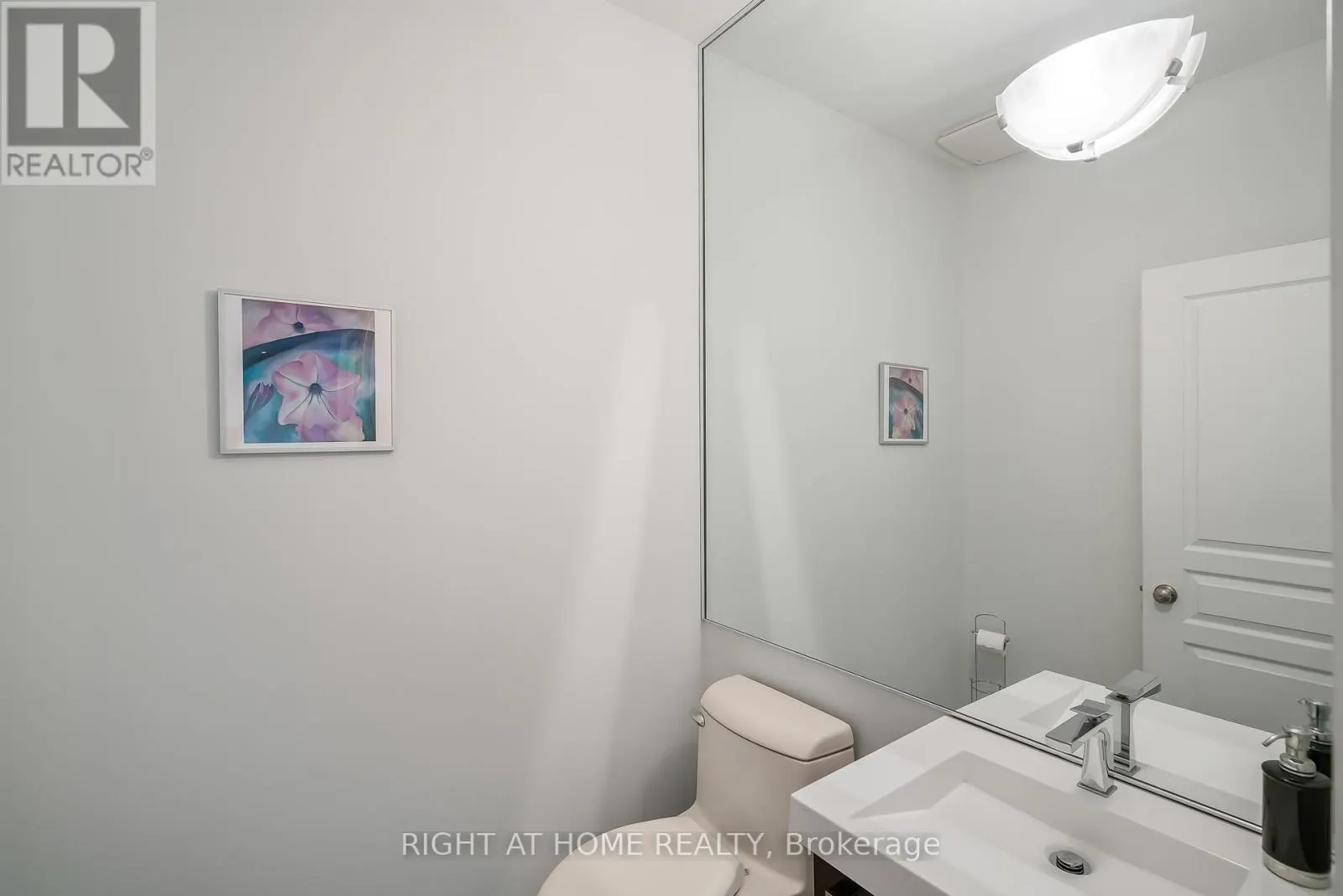 33 - 88 LAKEPORT ROAD