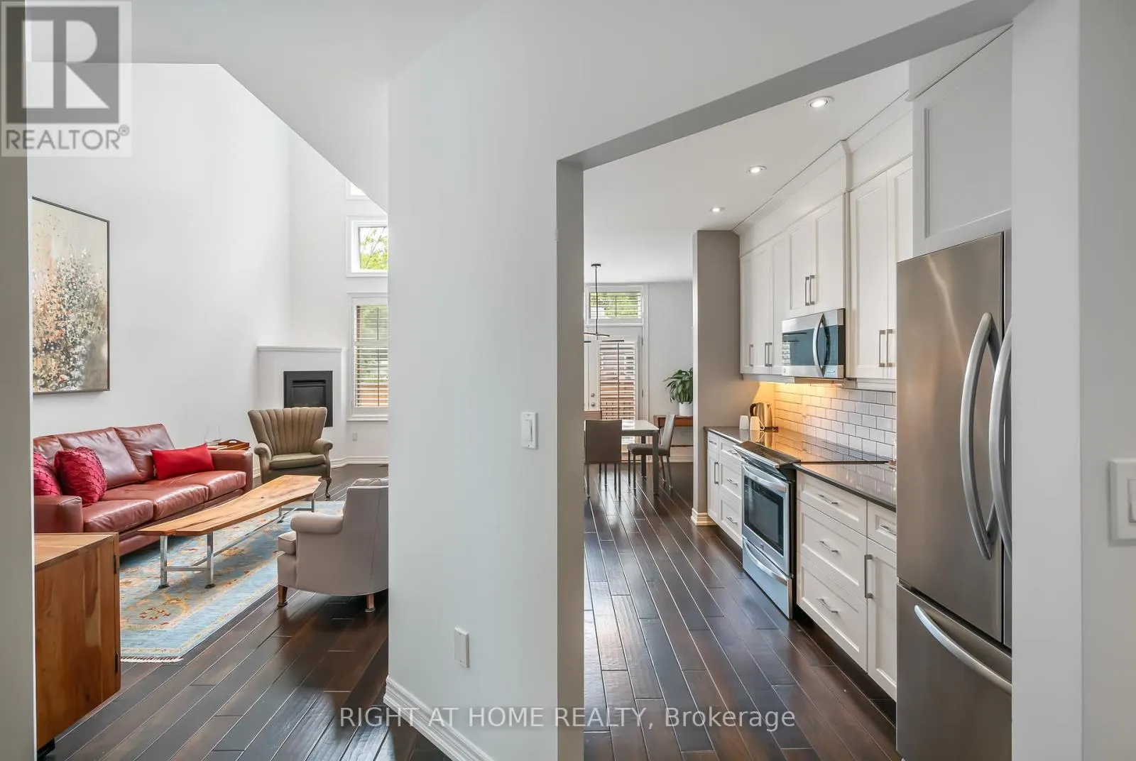 33 - 88 LAKEPORT ROAD