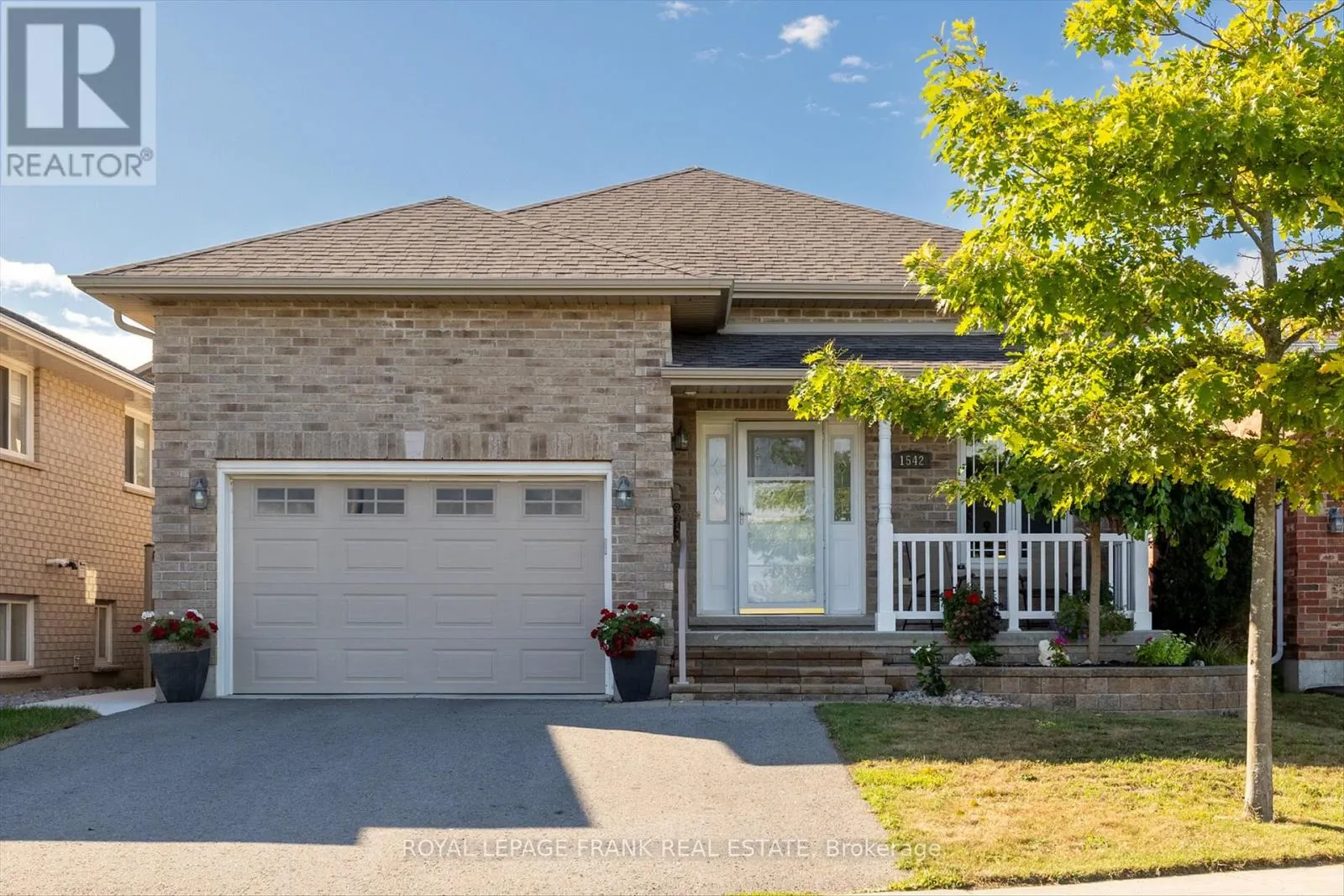 1542 IRELAND DRIVE