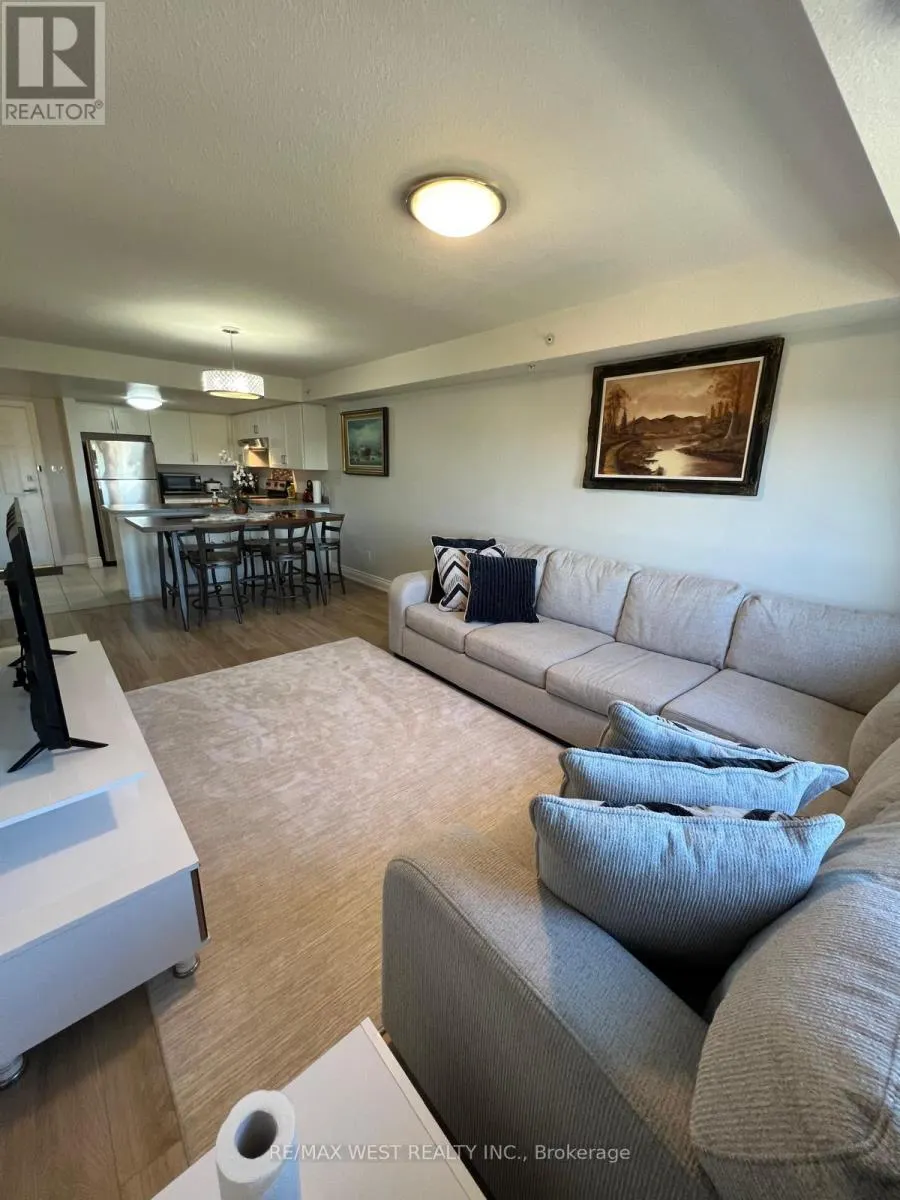 401 - 64 FREDERICK DRIVE