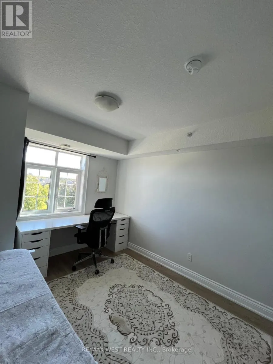 401 - 64 FREDERICK DRIVE