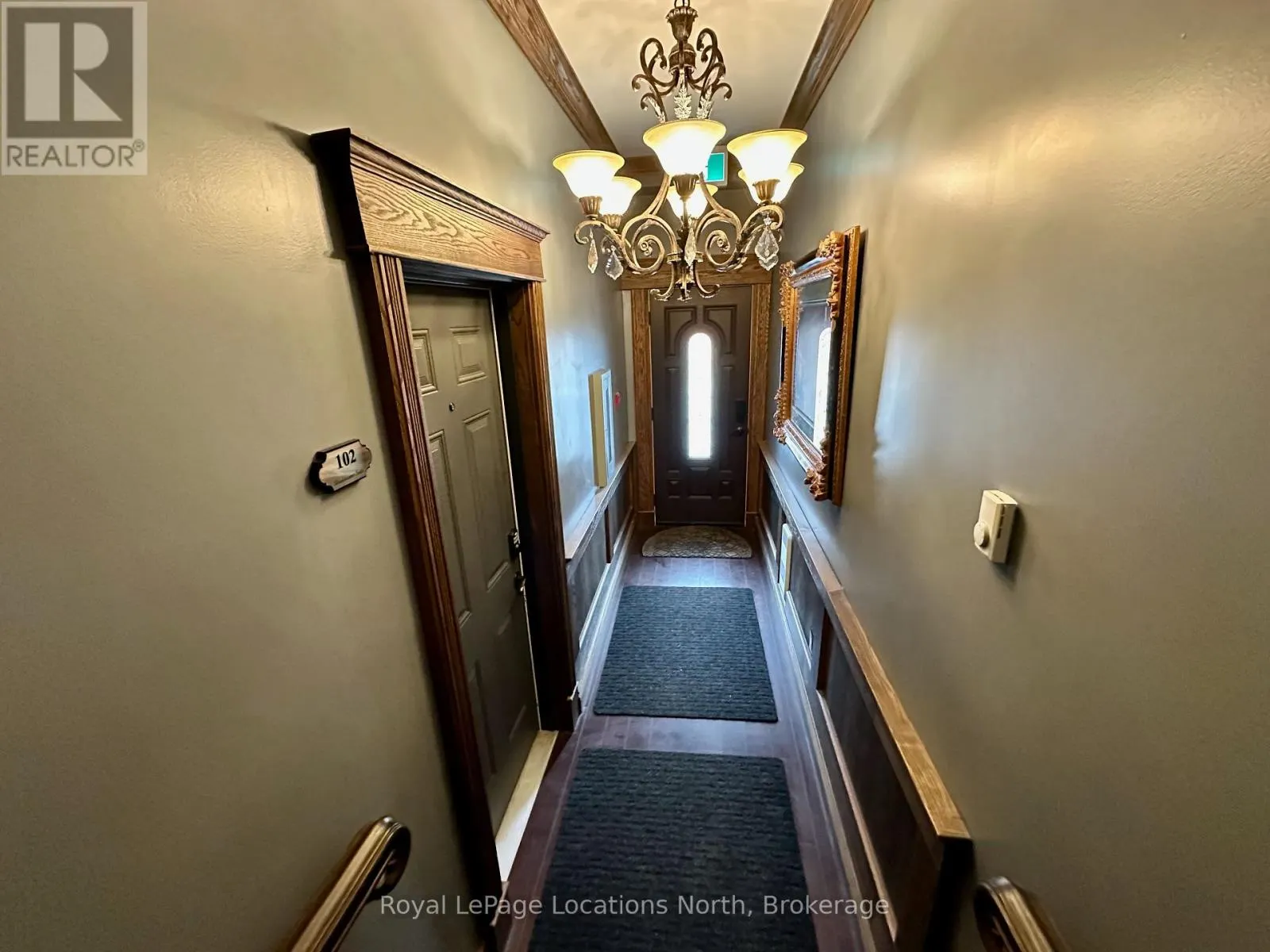204 - 110 SYKES STREET N, #204