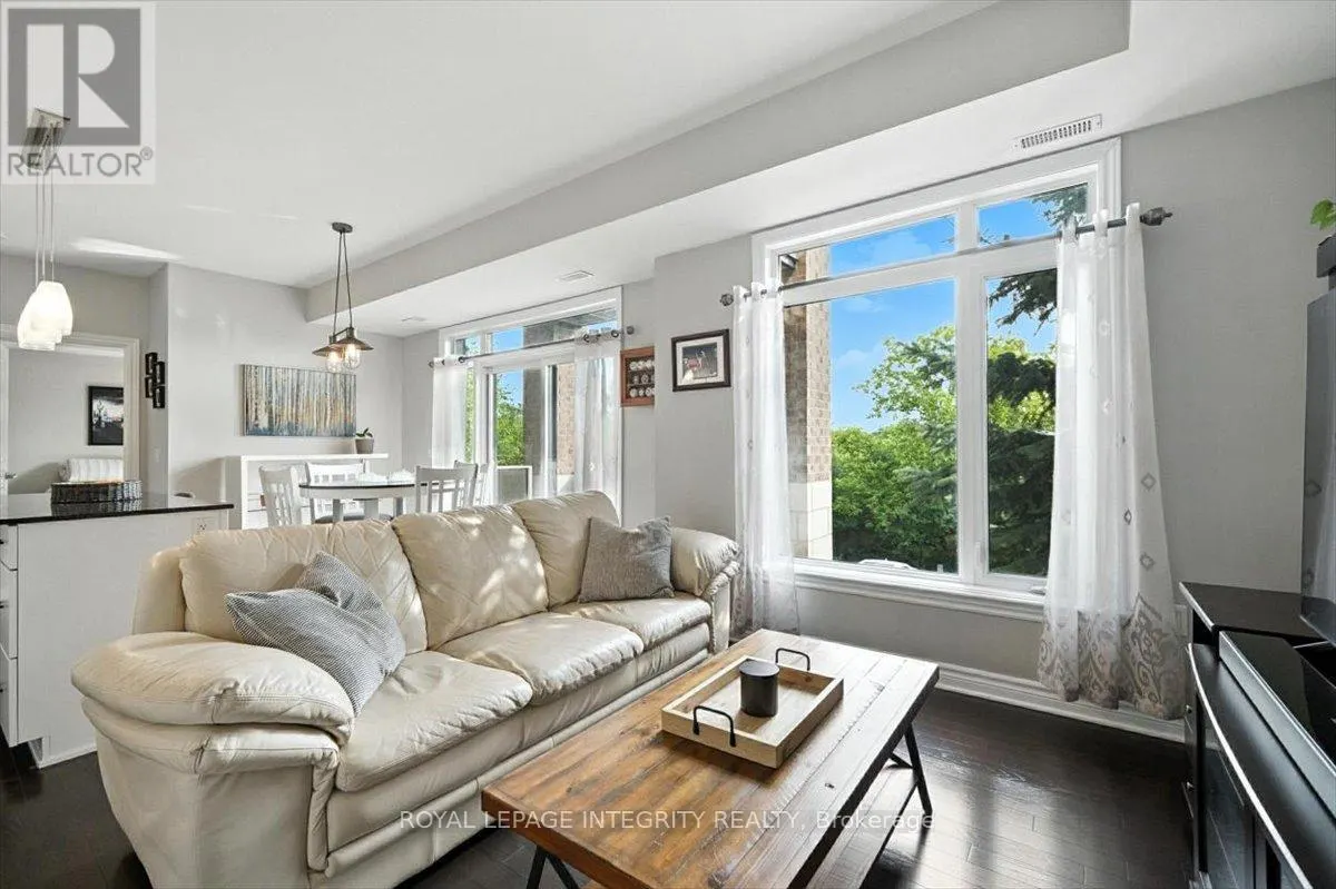 202 - 755 BEAUPARC PRIVATE