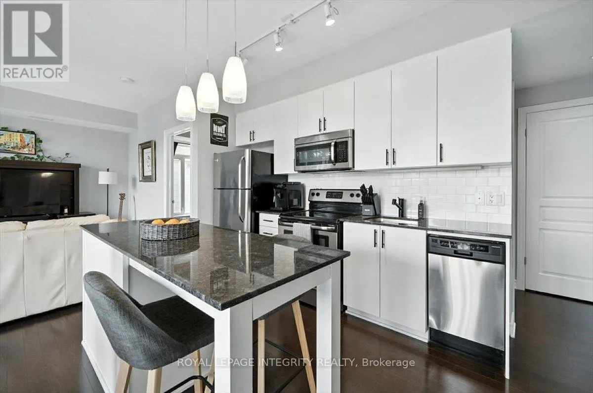 202 - 755 BEAUPARC PRIVATE