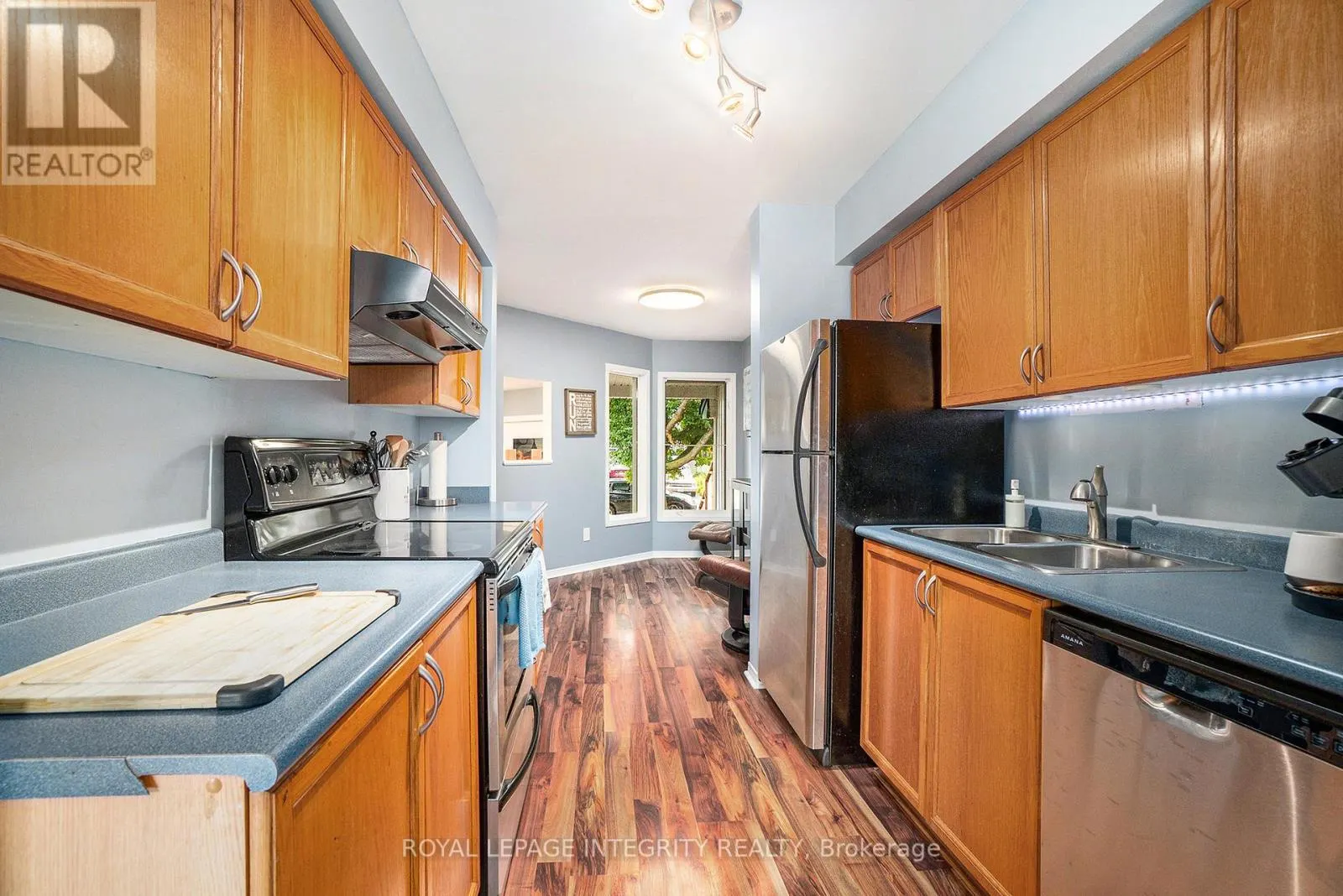 81 CRAMPTON DRIVE