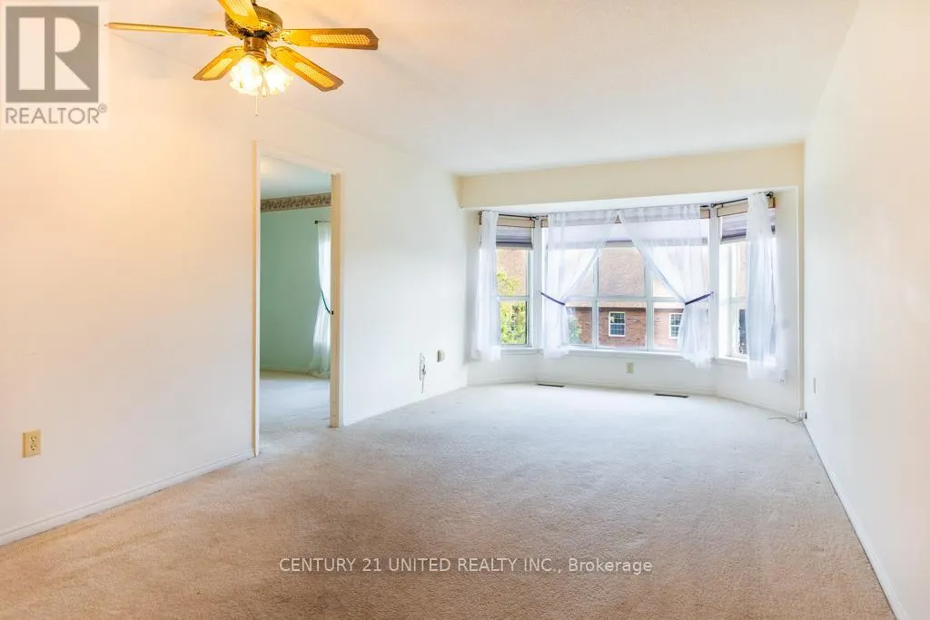 305 - 921 ARMOUR ROAD, #305