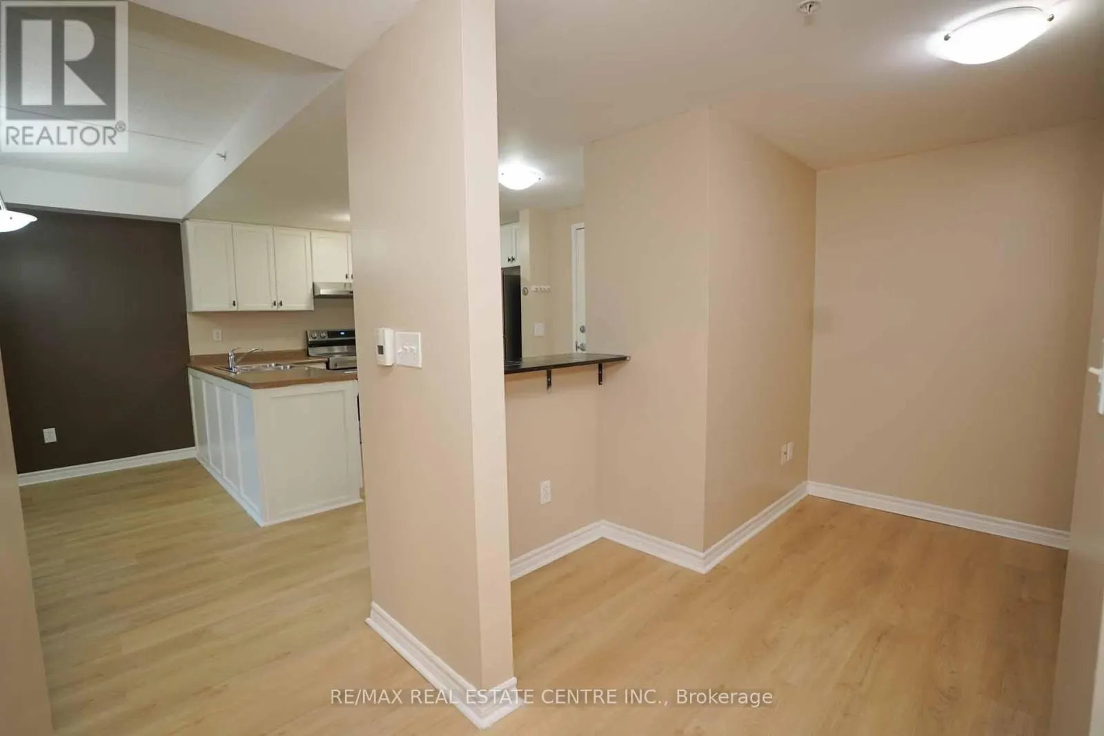 106 - 39 GOODWIN DRIVE