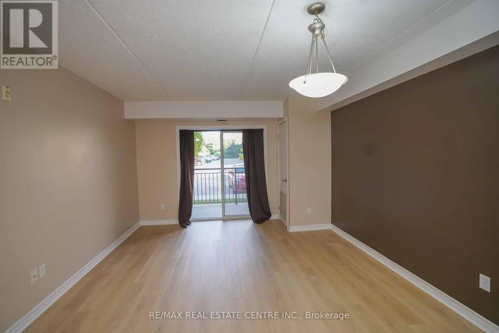 106 - 39 GOODWIN DRIVE
