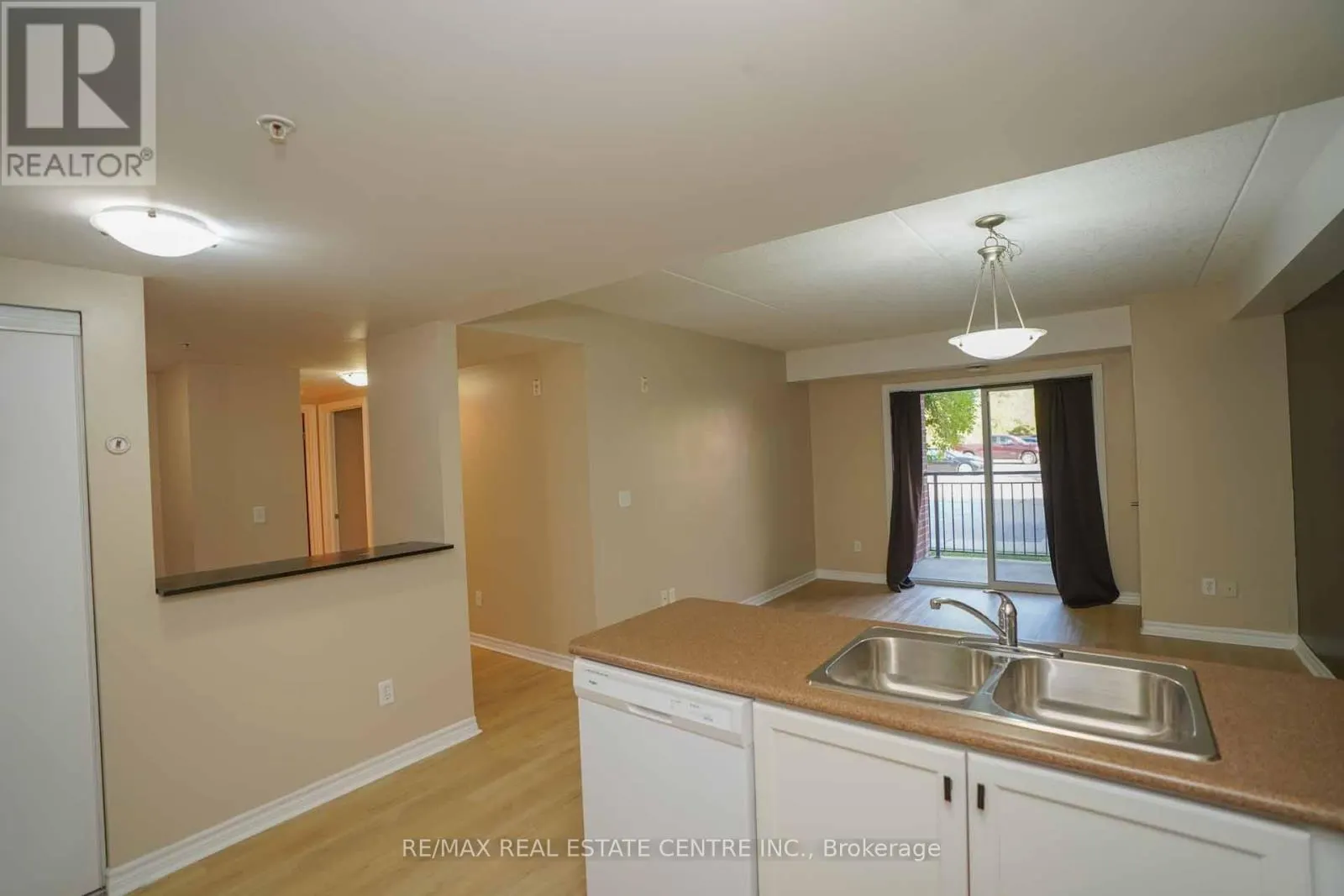 106 - 39 GOODWIN DRIVE