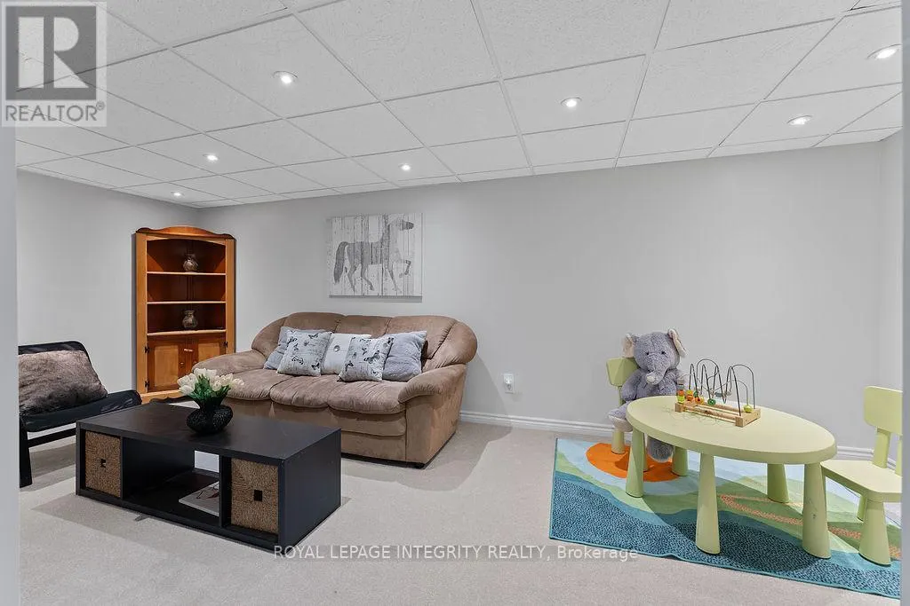 41 BEACON WAY