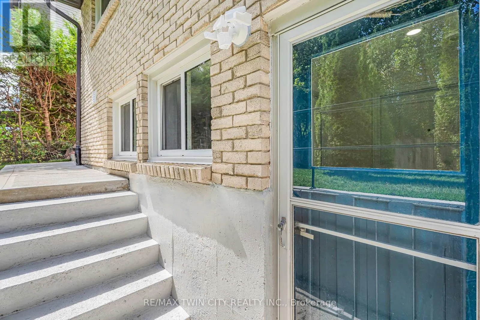 120 WESTHEIGHTS DRIVE