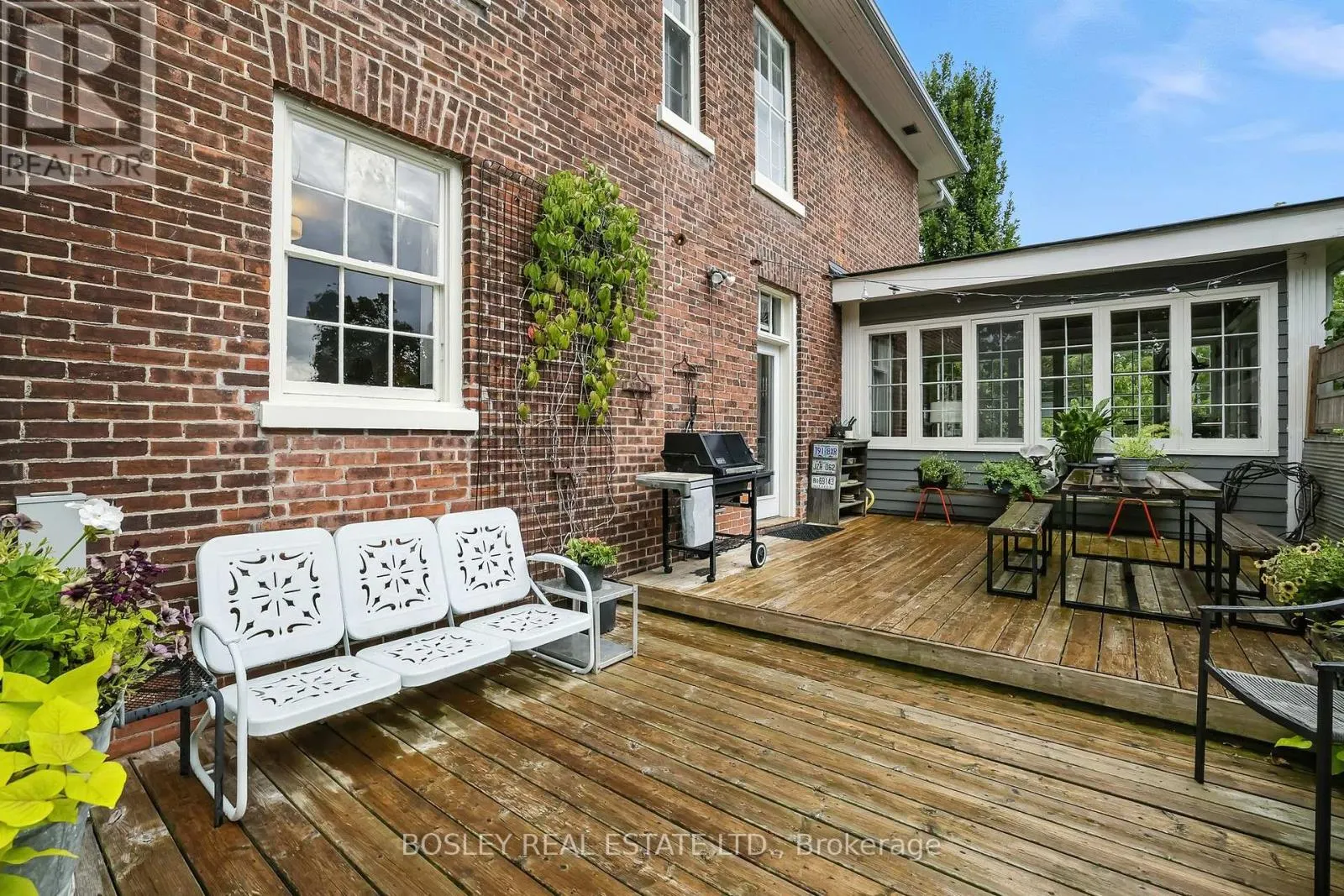 322 RIDOUT STREET