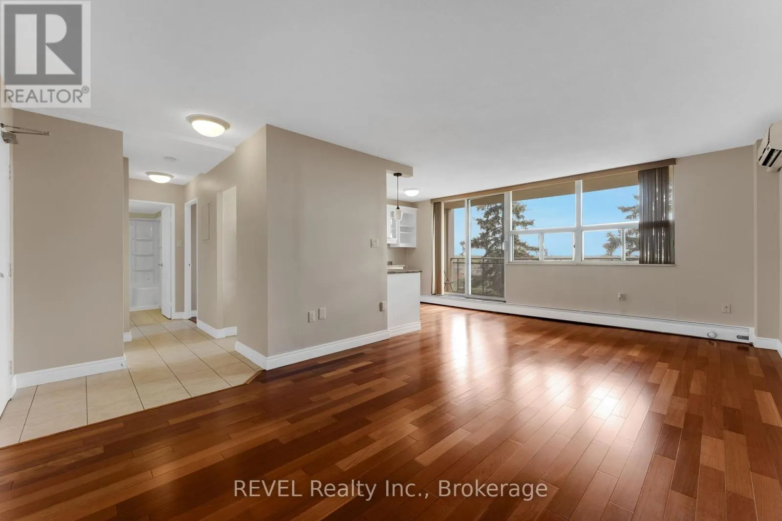 502 - 6390 HUGGINS STREET, #502