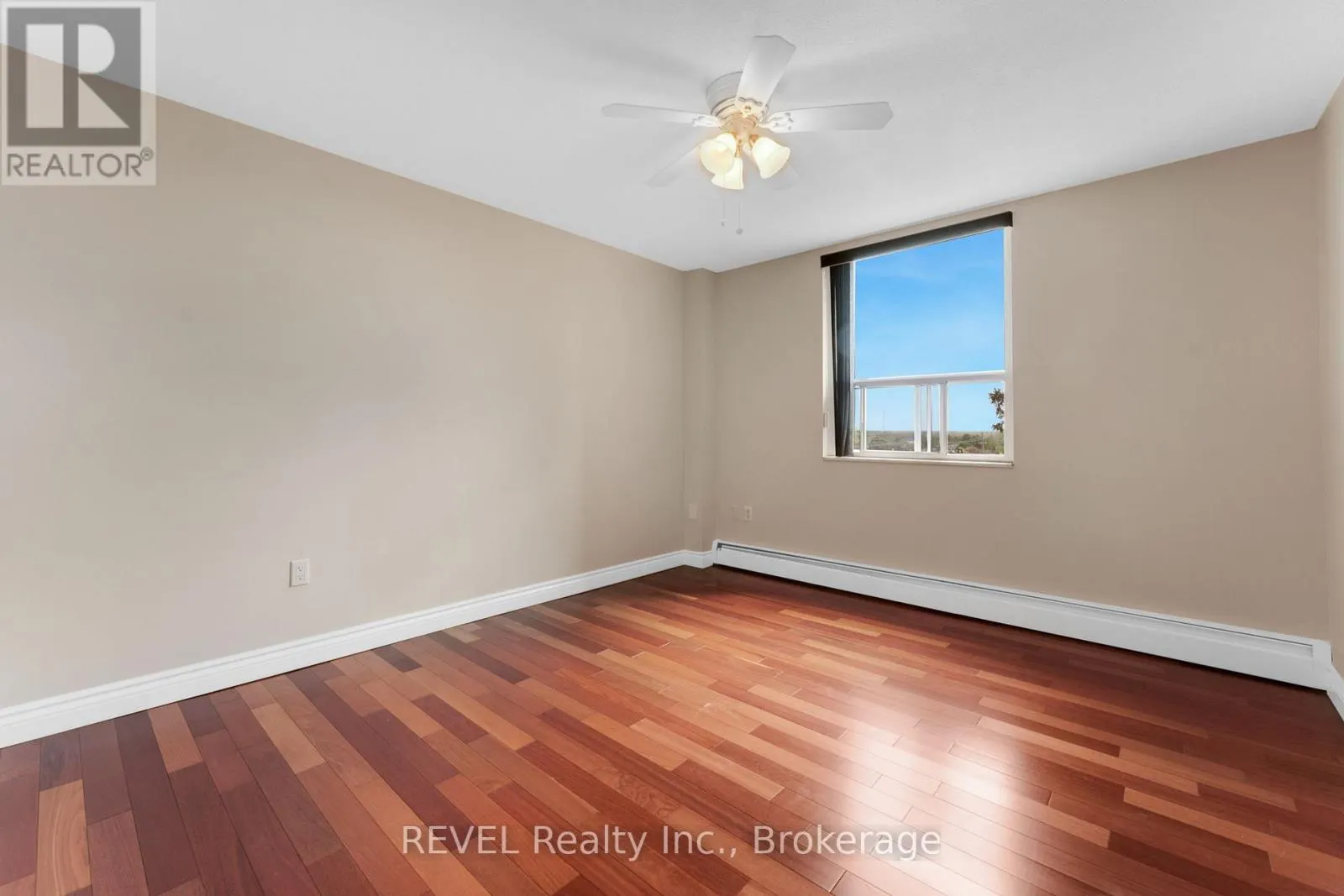 502 - 6390 HUGGINS STREET, #502