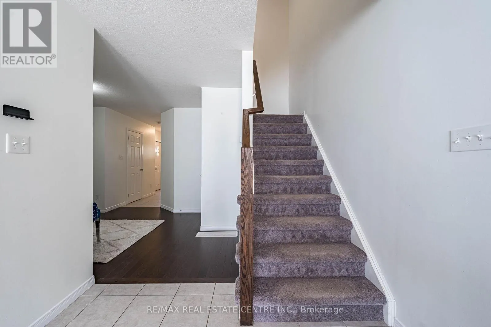 99 - 135 HARDCASTLE DRIVE
