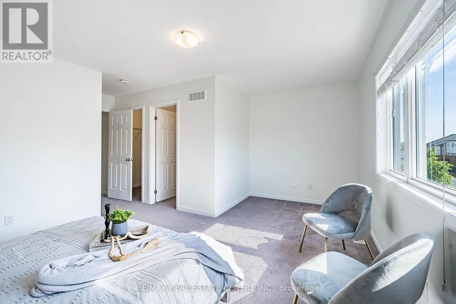 99 - 135 HARDCASTLE DRIVE