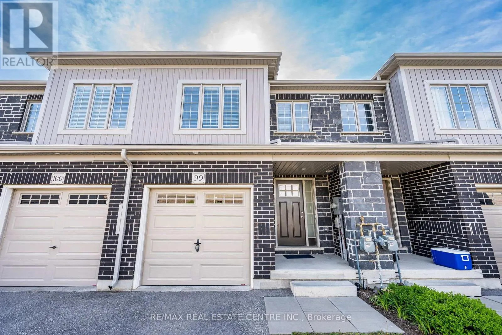 99 - 135 HARDCASTLE DRIVE