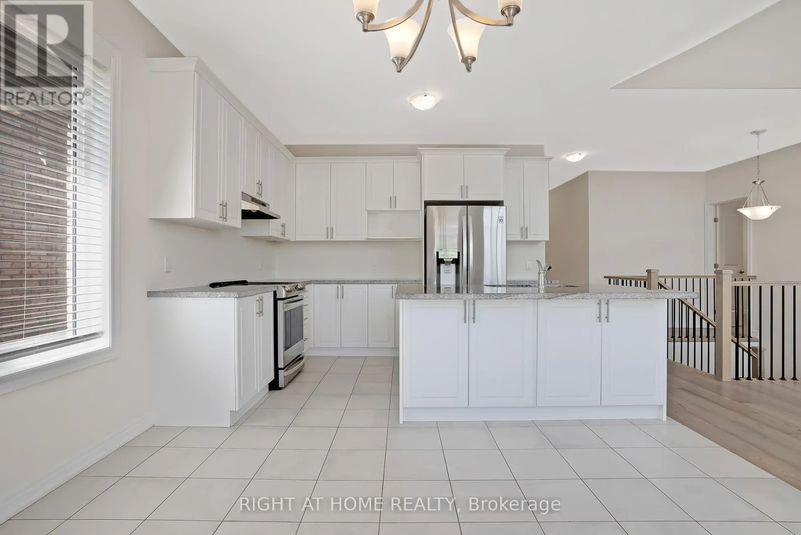 19 ROBARTS DRIVE
