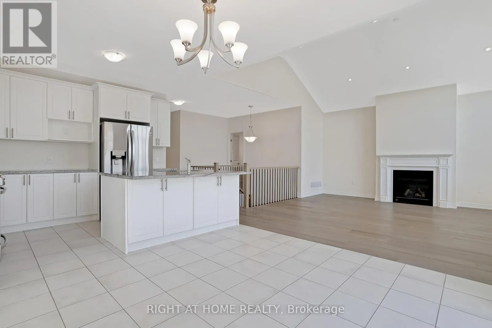 19 ROBARTS DRIVE