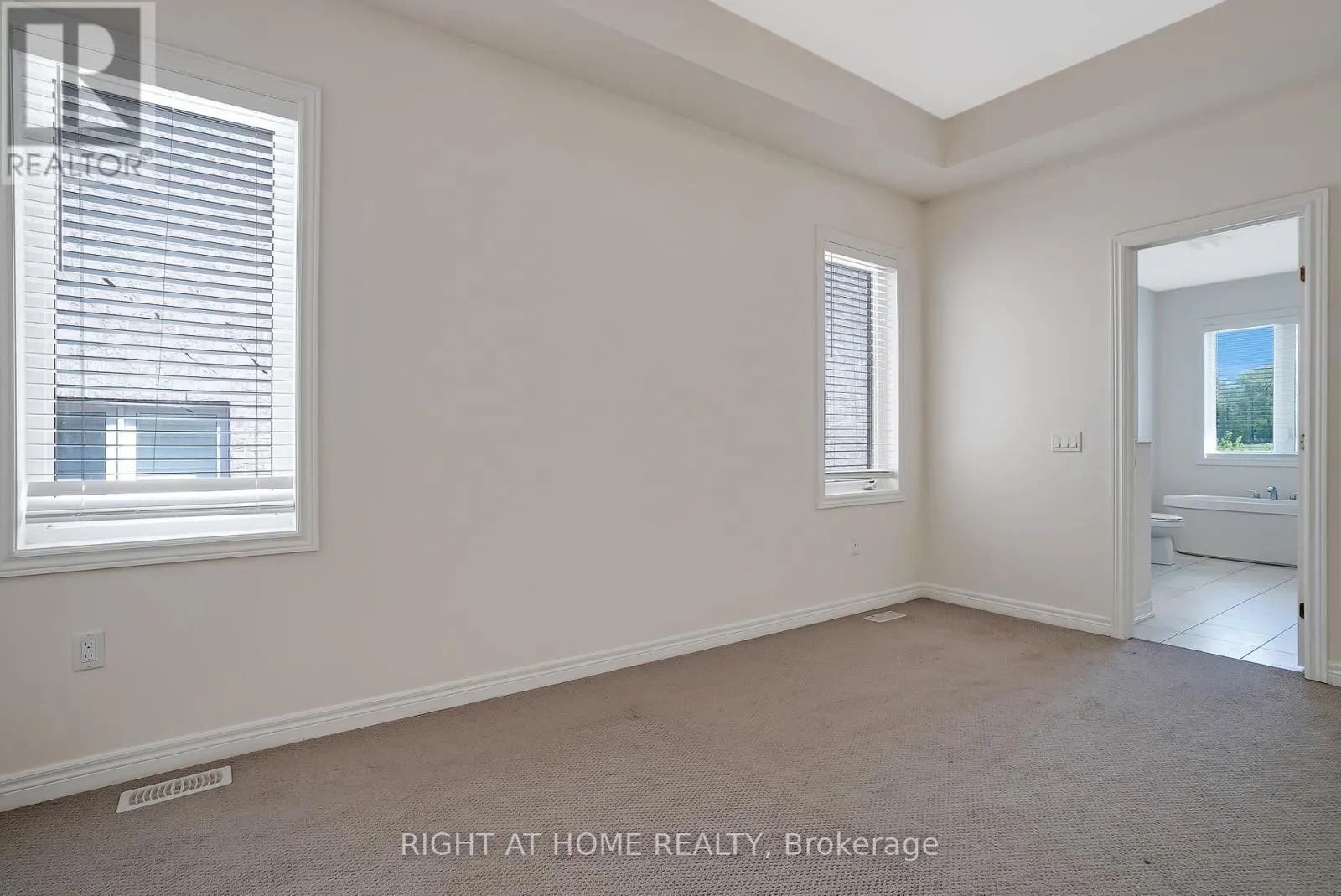 19 ROBARTS DRIVE