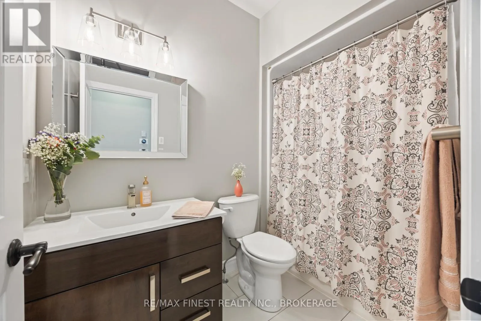 1231 LISBON PLACE