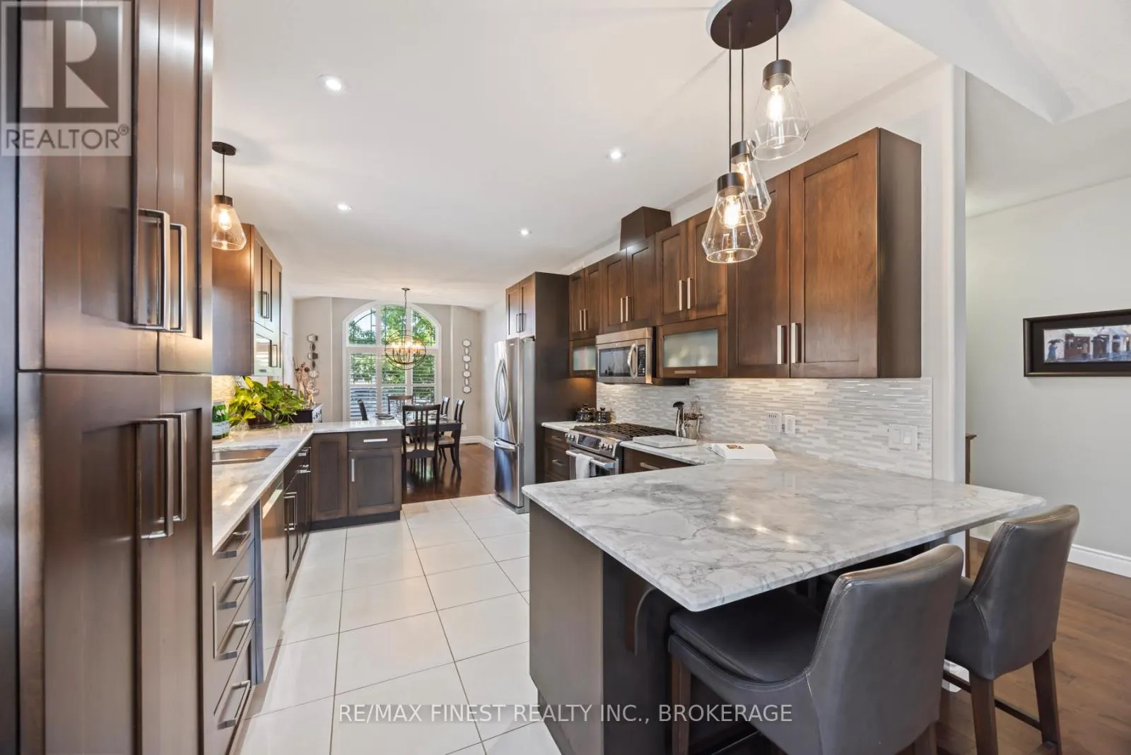 1231 LISBON PLACE