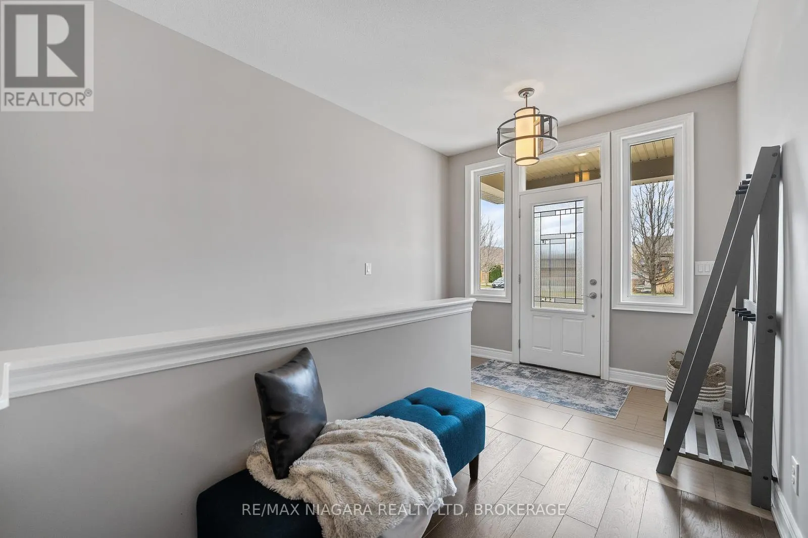 86 PARKSIDE DRIVE
