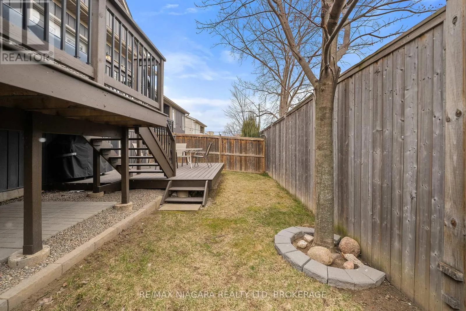 86 PARKSIDE DRIVE