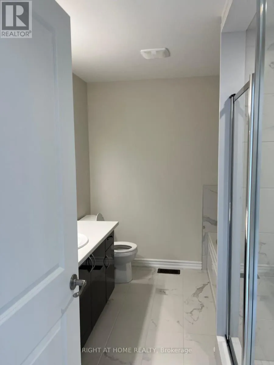 60 - 620 COLBORNE STREET W