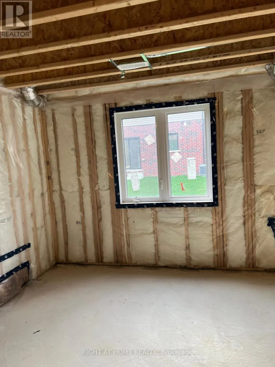 60 - 620 COLBORNE STREET W