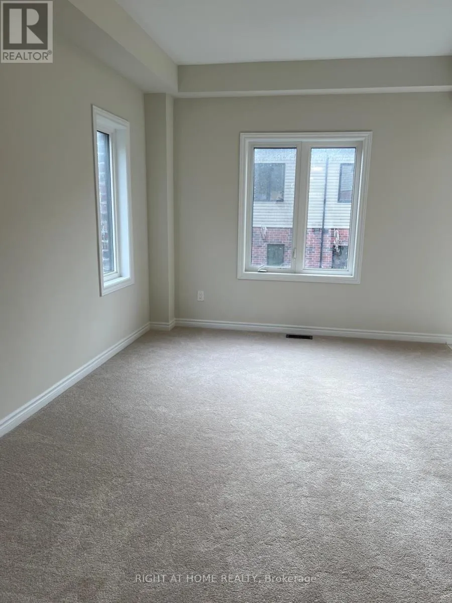 60 - 620 COLBORNE STREET W