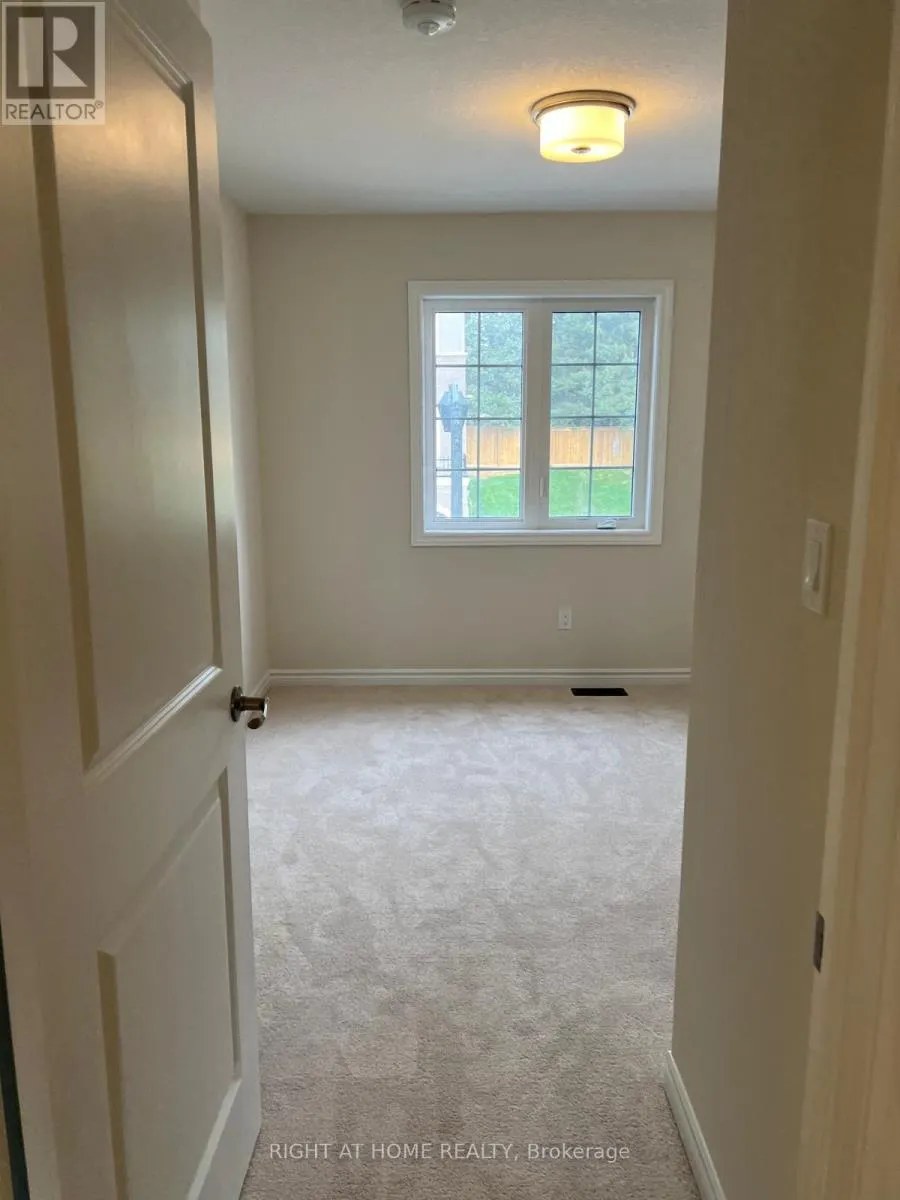 60 - 620 COLBORNE STREET W