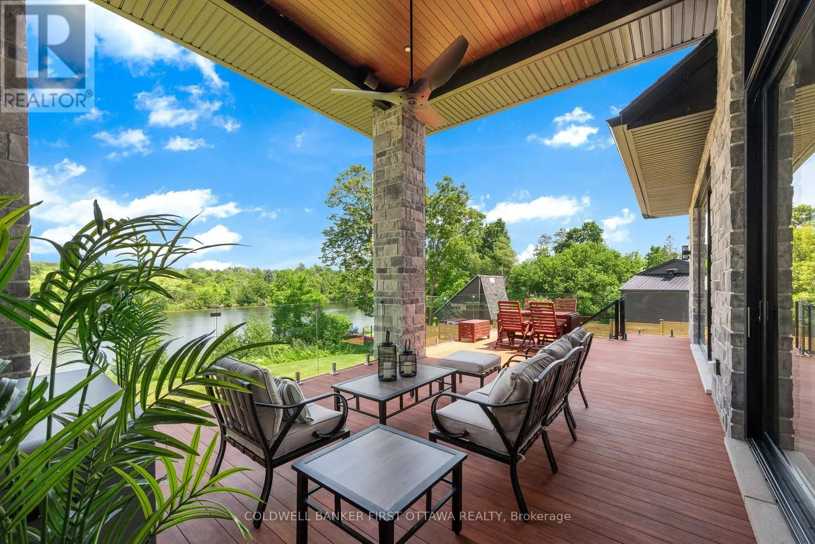1981 PRINCE OF WALES DRIVE