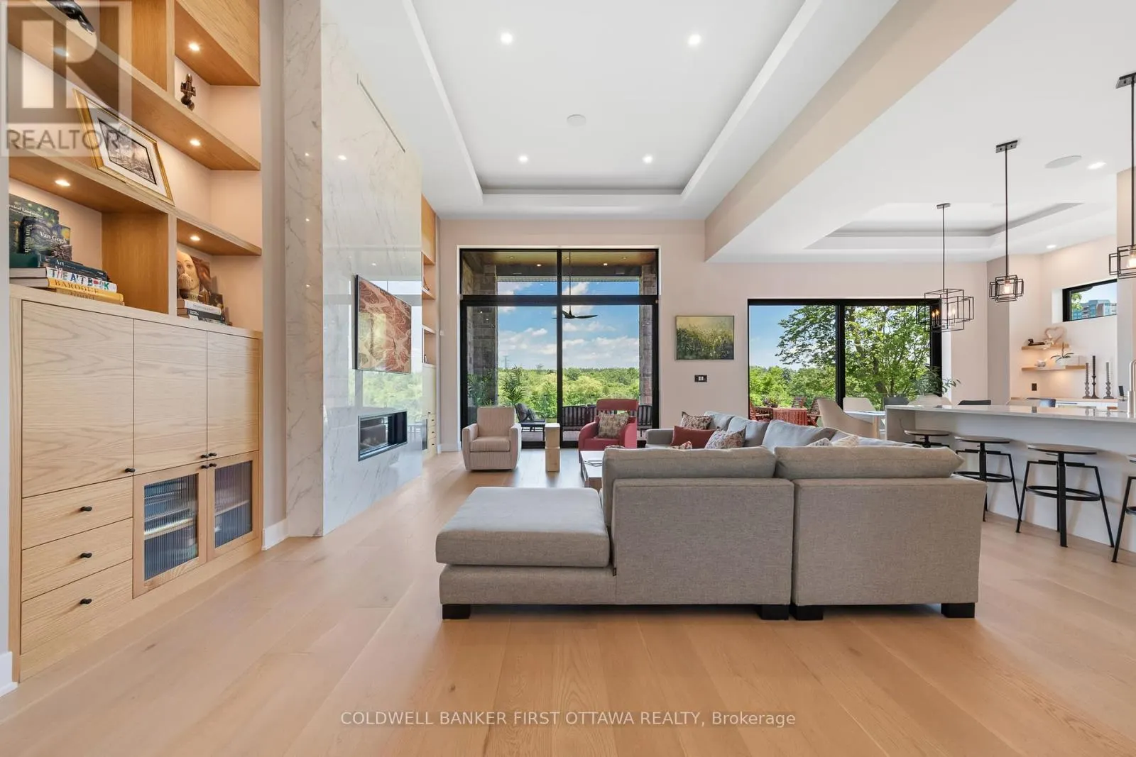1981 PRINCE OF WALES DRIVE