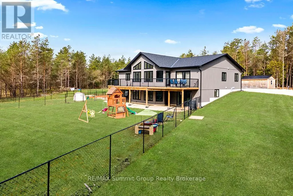 615690 HAMILTON LANE