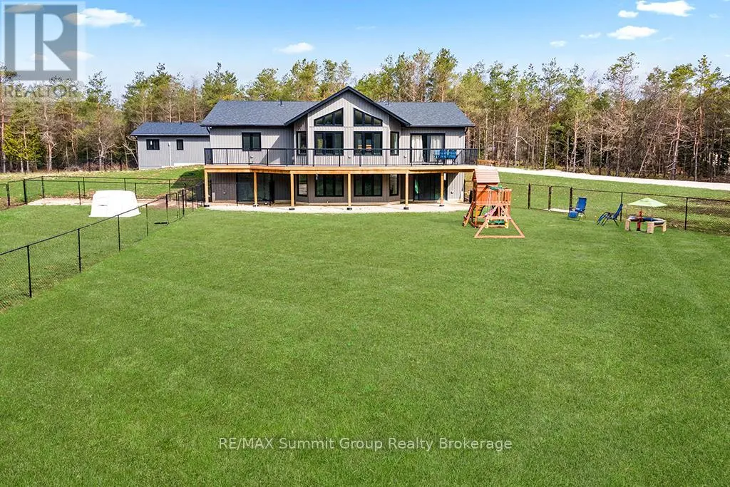 615690 HAMILTON LANE