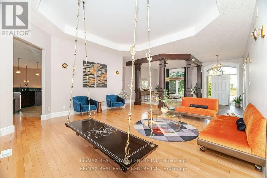 86 CANTERS CLOSE