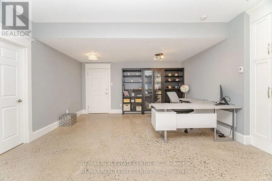86 CANTERS CLOSE