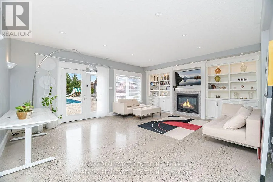 86 CANTERS CLOSE