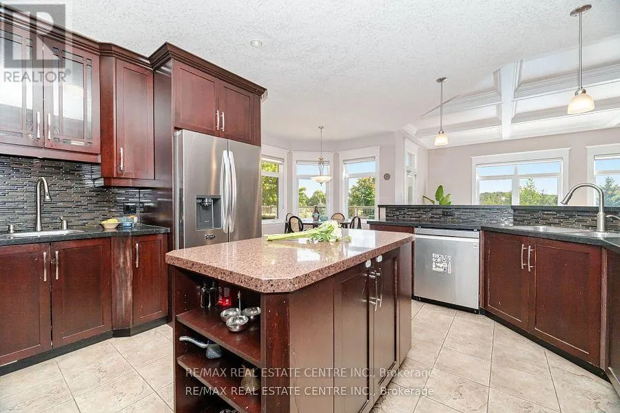 86 CANTERS CLOSE