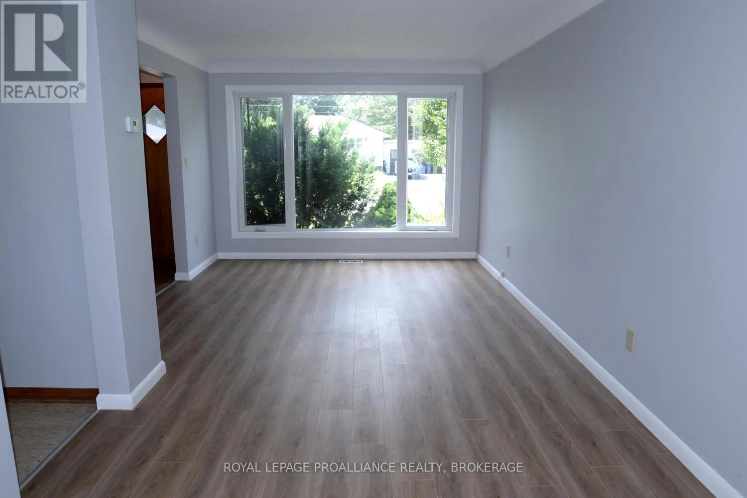 322 MEADOWCREST ROAD